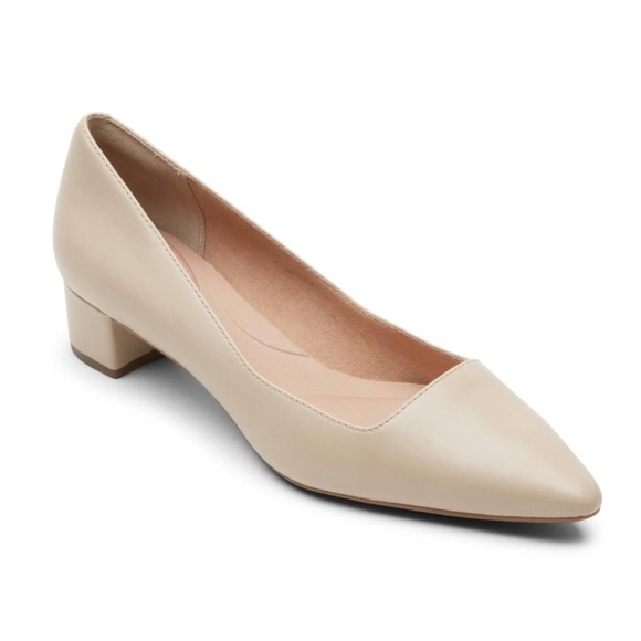 Rockport Total Motion Gracie Pump Size 8